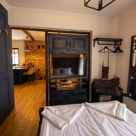 Vendégház Nomad Studios, Kapana