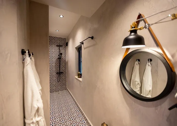 بيت ضيافة Nomad Studios, Kapana 3*