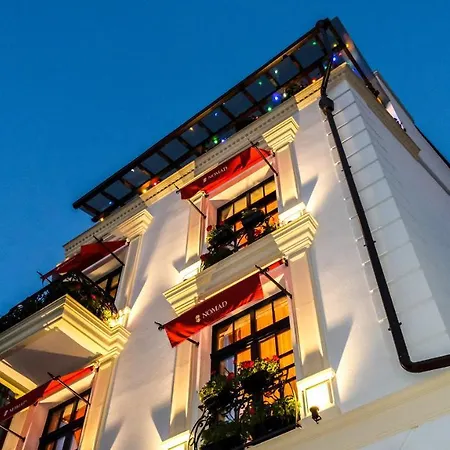 Nomad Studios, Kapana 3*