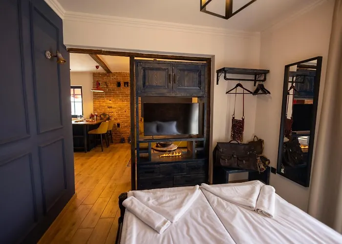 Gæstehus Nomad Studios, Kapana