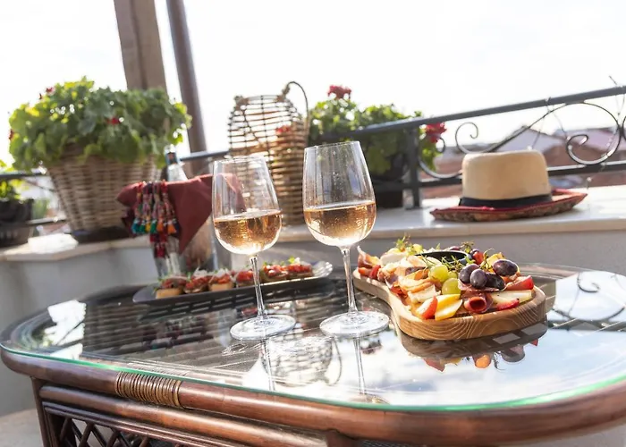 Nomad Studios, Kapana Gæstehus